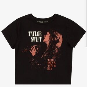 THE ERAS TOUR RED (TAYLOR'S VERSION) LIVE PHOTO BABY T-SHIRT *Fitted Crop*